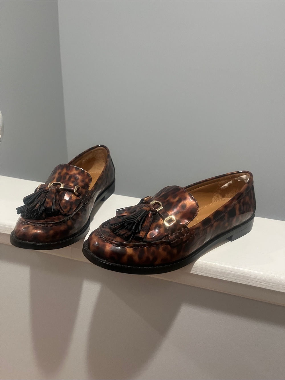 Talbots Leather Animal Print loafers Tassels Classic Clean Beauty Timeless 7 EUC